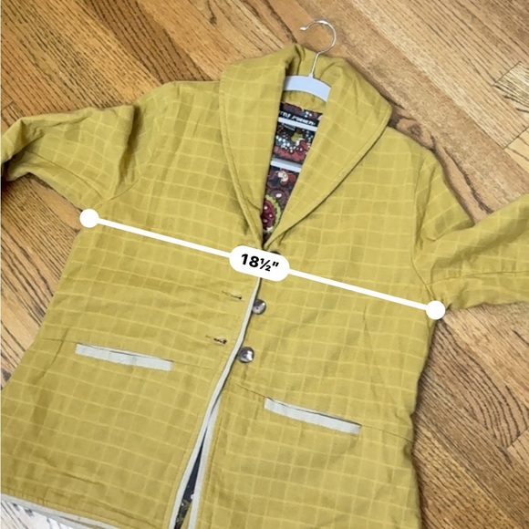 Elegant Mustard Blazer with Patterned Lining Fair Trade - Picture 8 of 9